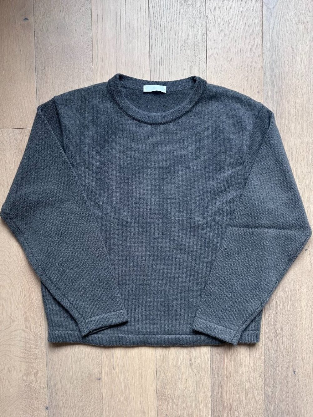 Lady White Co Cashmere Wool Sweater